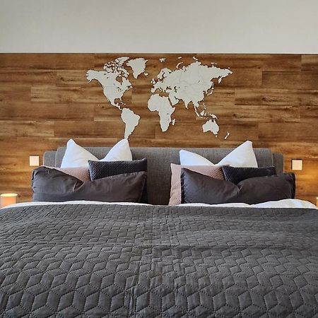 Das Ferienapartment Alexandrine Direkt Am Pfaffenteich Mit Eigenem Parkplatz 什未林 外观 照片