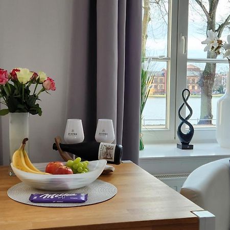 Das Ferienapartment Alexandrine Direkt Am Pfaffenteich Mit Eigenem Parkplatz 什未林 客房 照片